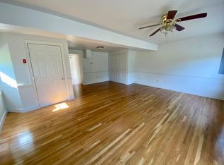 13 Pent Rd, Branford, CT 06405