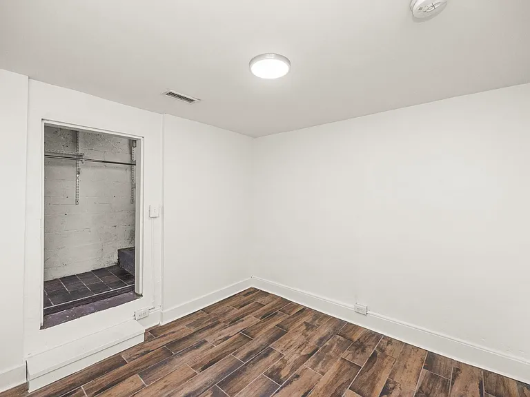 611 S 14th St #C — Photo 22