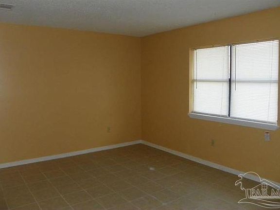 3rd image of 7240 Hilburn Rd