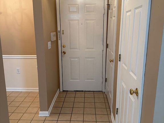 2nd image of 9755 Leyland Dr Unit 3