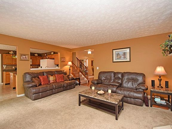 5th image of 345 Steeplechase Ln