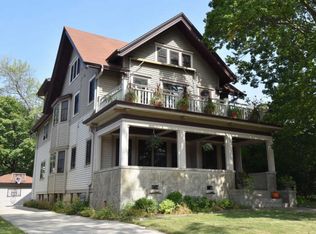 2016 E Newberry Blvd #3, Milwaukee, WI 53211