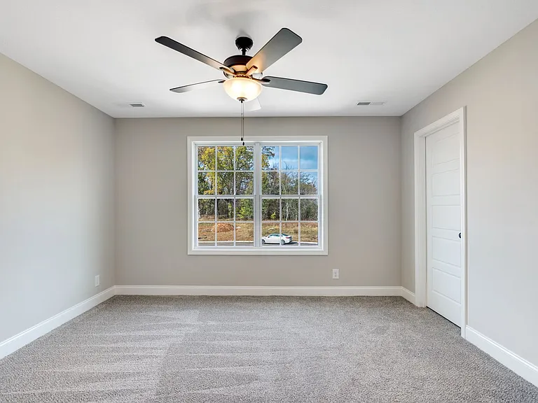 533 S Halifax Ct — Photo 16