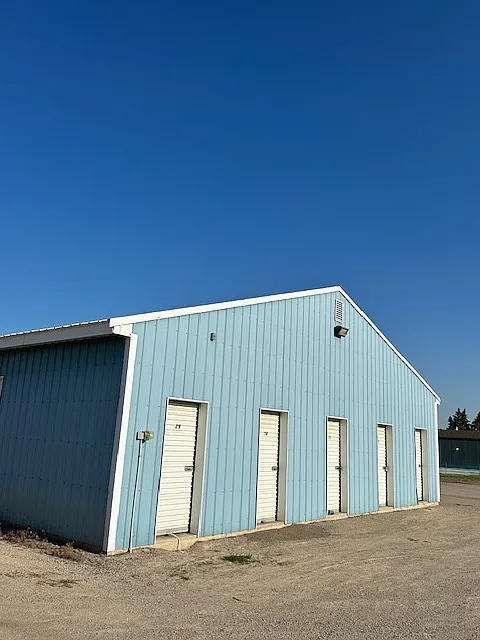 8 x 10 storage units with overhead door