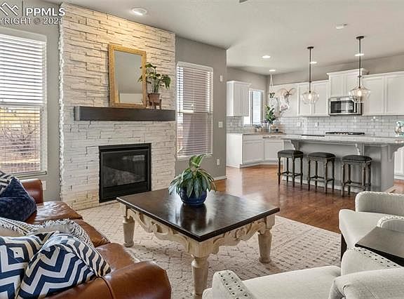2nd image of 7498 Cat Tail Creek Dr
