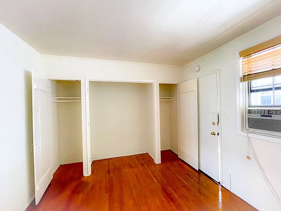 2nd image of 10422-10428 Eastborne Ave #10426-1/2