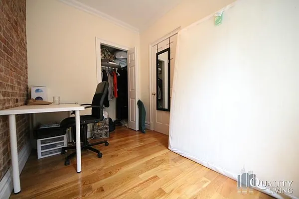 Rented by (Legacy) NY Quality Living Uptown | media 9