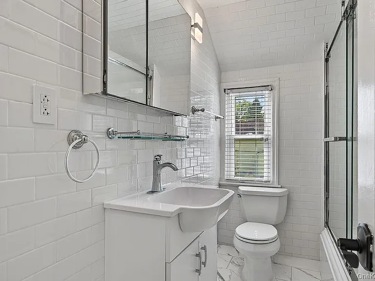 155 White Rd — Photo 16