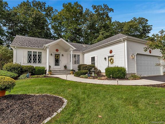 44 Hillcrest Drive
