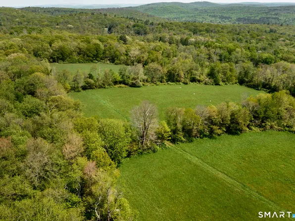 215B Melius Road, Warren, CT 06754