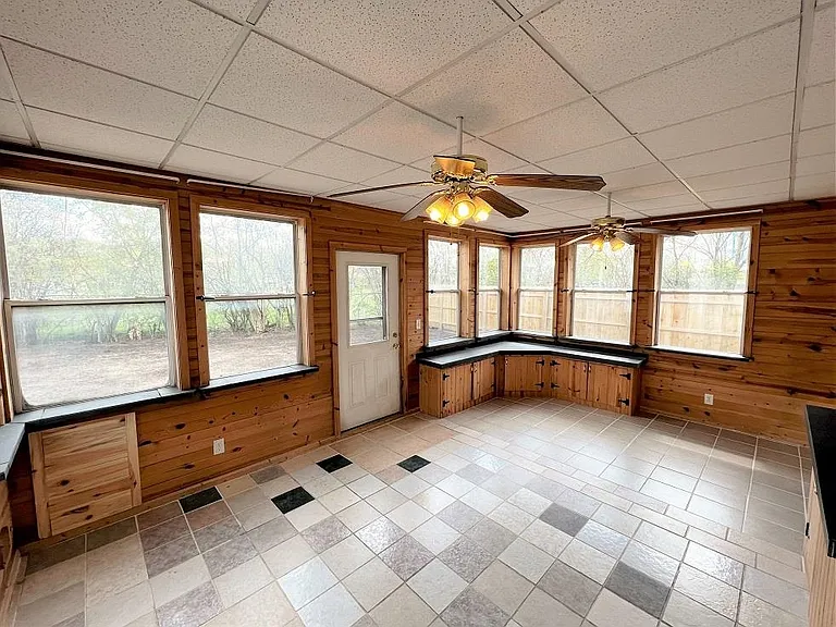 314 Princeton Ct — Photo 15