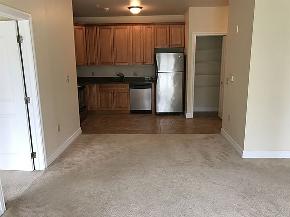 5th image of 8 Wall St APT 213