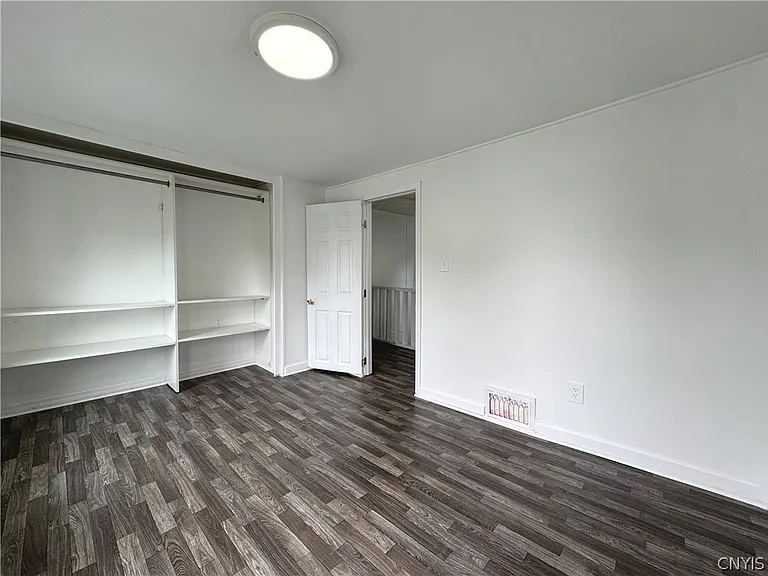 318 W Hoard St — Photo 33