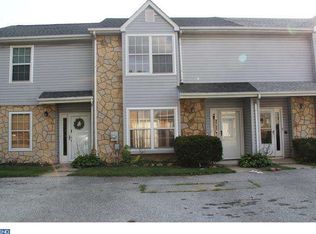 13 Arnold Pl, Newark, DE 19702