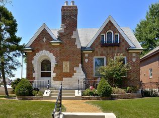 4318 Holly Hills Blvd, Saint Louis, MO 63116