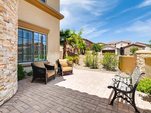 5th image of 603 Highland Bluff Way