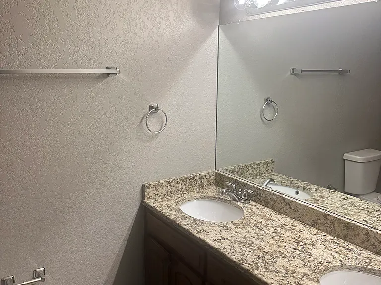 581 W Jasper Dr — Photo 23