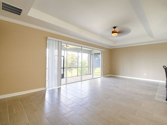 5th image of 3757 Quaint Ln