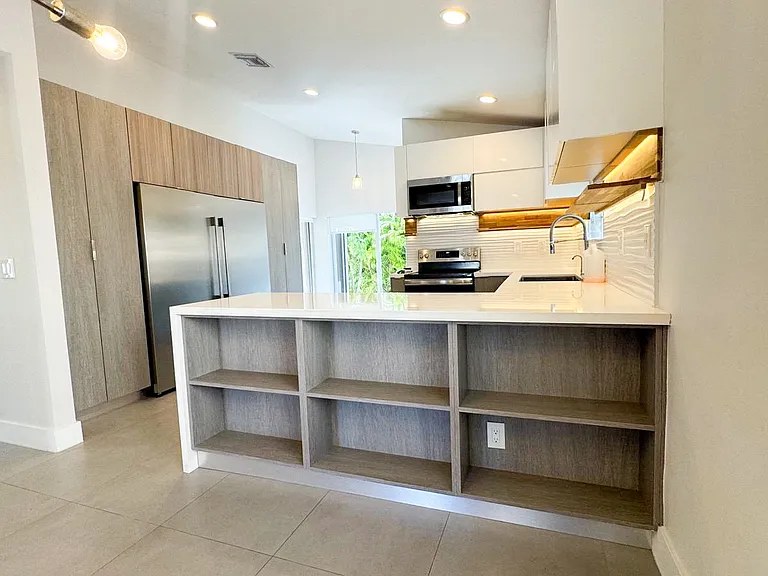 15044 SW 142nd Ter — Photo 5