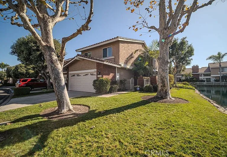 7866 Southwind Cir — Photo 27