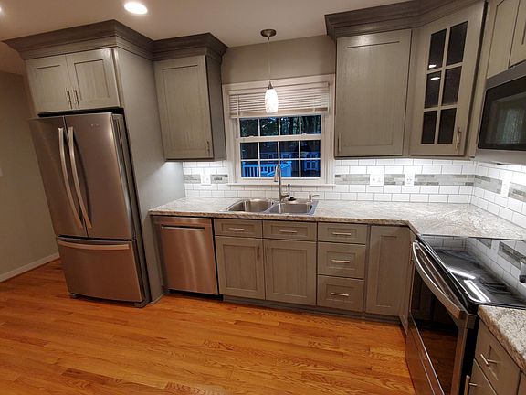 New Custom Kitchen!