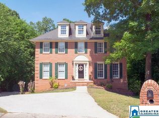 2713 Wellington Cir, Pelham, AL 35124