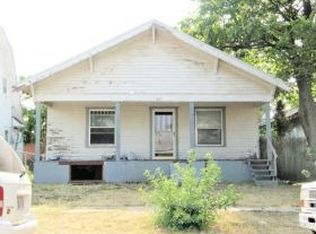 405 S A St, Blackwell, OK 74631