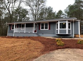 196 Burg Rd, Locust Grove, GA 30248