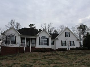 1030 Haven Dr, Dalton, GA 30721