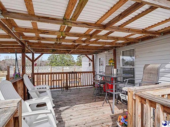 3rd image of 1619 Grain Bin Rd