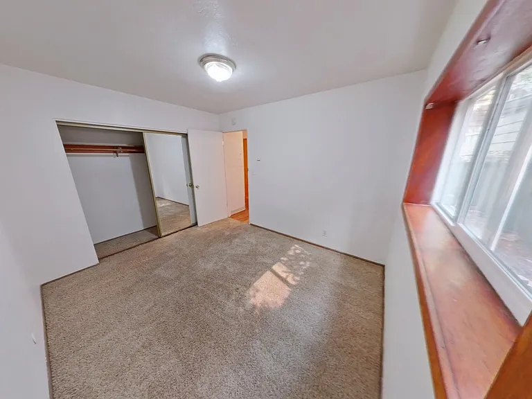 1844 Kincaid St — Photo 11
