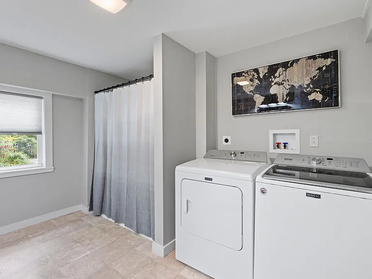 31 Water St #1 — Photo 8