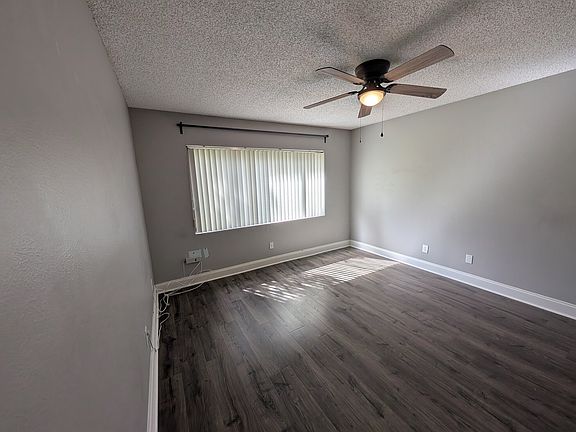 4th image of 7807 Amberlea Ct