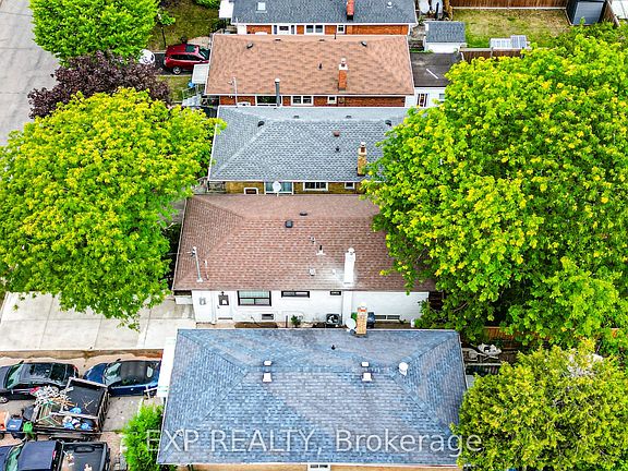 4th image of 31A Laurel Ave