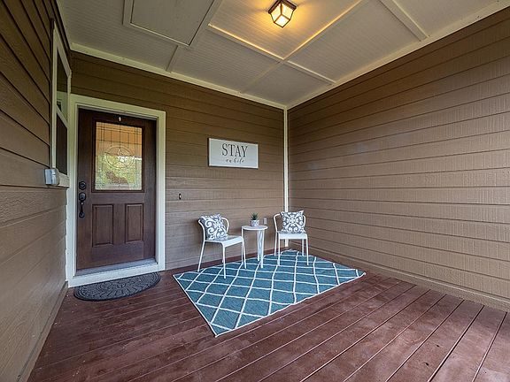 2nd image of 5605 Roosevelt Ave #B