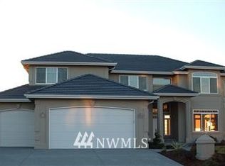 21812 31st St E, Sumner, WA