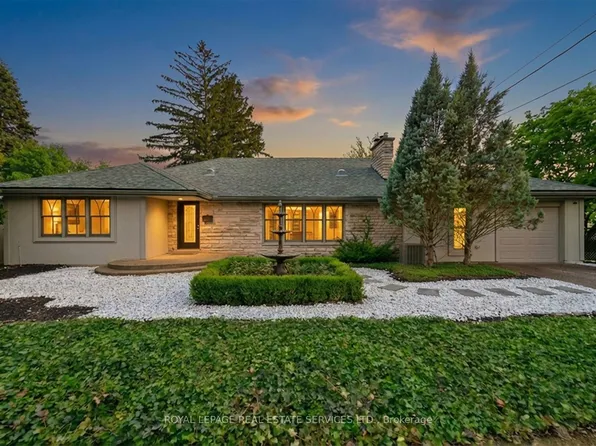 108 Lloyminn Ave, Hamilton, ON L9G 1H6