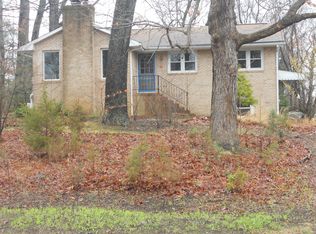 313 Cedar Ln, Annapolis, MD 21403