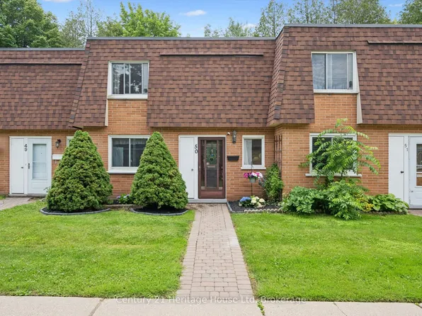 120 Country Club Dr #50, Guelph, ON N1E 3K7