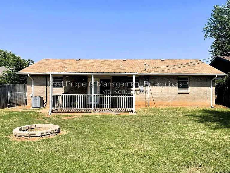 609 S Meadow Ln — Photo 20