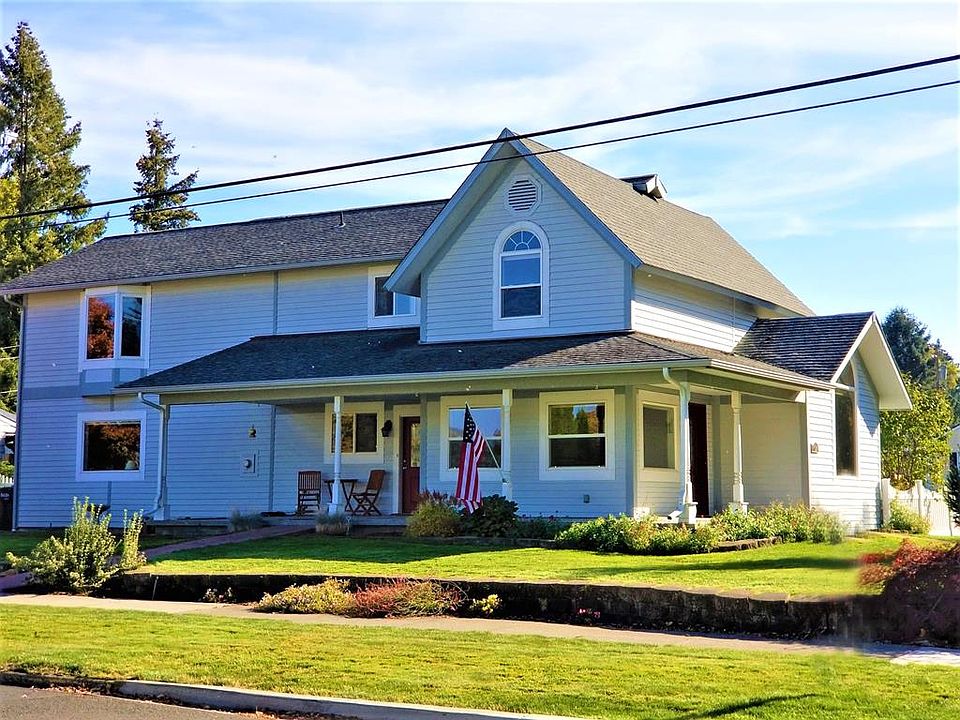 1st image of 701 Main St