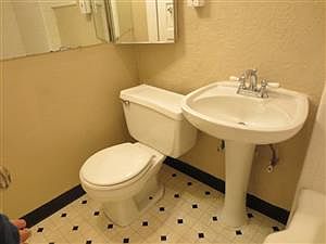 3rd image of 415 E 1st Ave APT 8