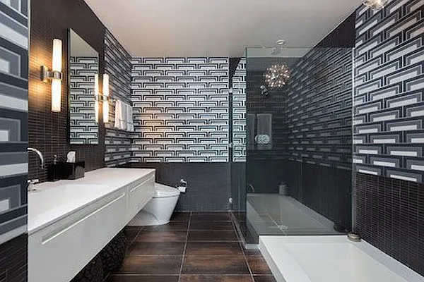 Rented by Vertex Realty Group LLC | media 24