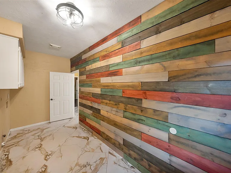 4422 Pine Breeze Dr — Photo 17