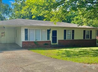 219 N Main St, Florence, AL 35630