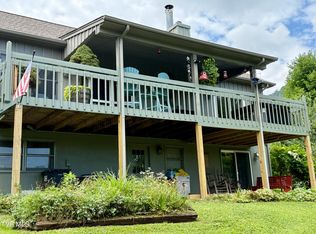 105 Orchard Meadows Ln, Roan Mountain, TN 37687