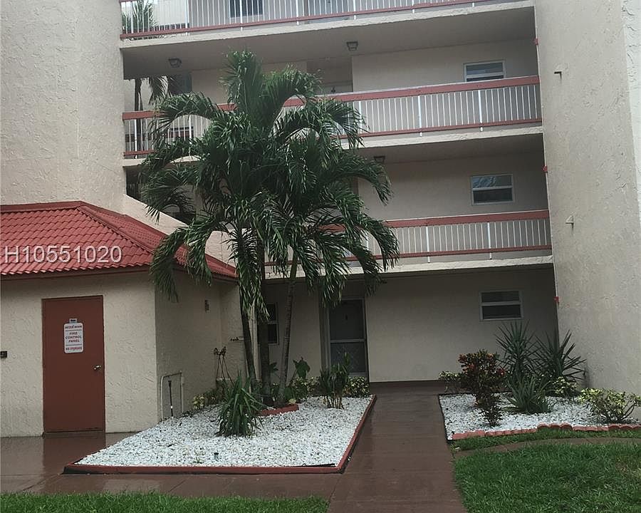 1st image of 9461 Evergreen Pl APT 107