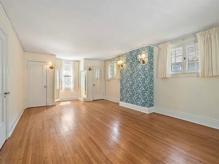 4208 Parkman Ave #1 — Photo 11