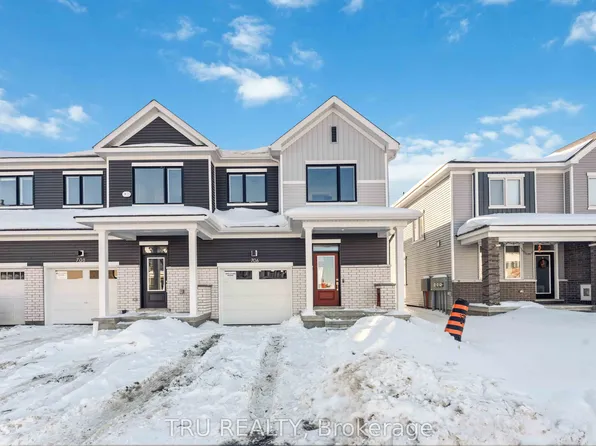 706 Expansion Rd, Ottawa, ON K2J 7G4