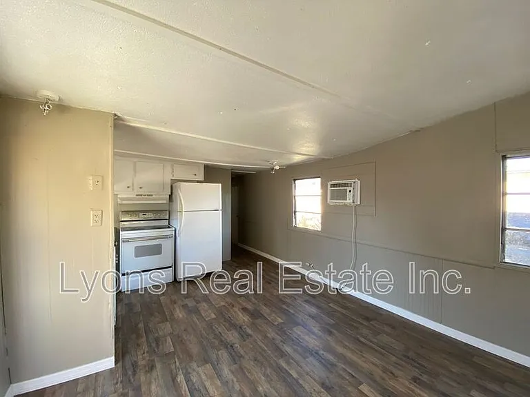 4900 Tice St #5 — Photo 19